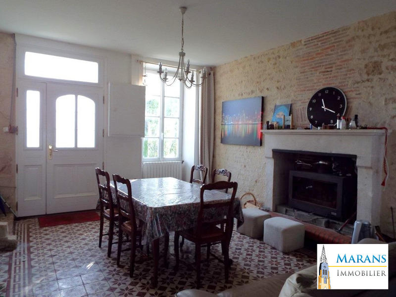 Maison - 215 m² - 5 pièces