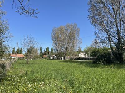 Terrain - 2 150 m²