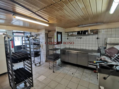 Fonds de commerce - 120 m²
