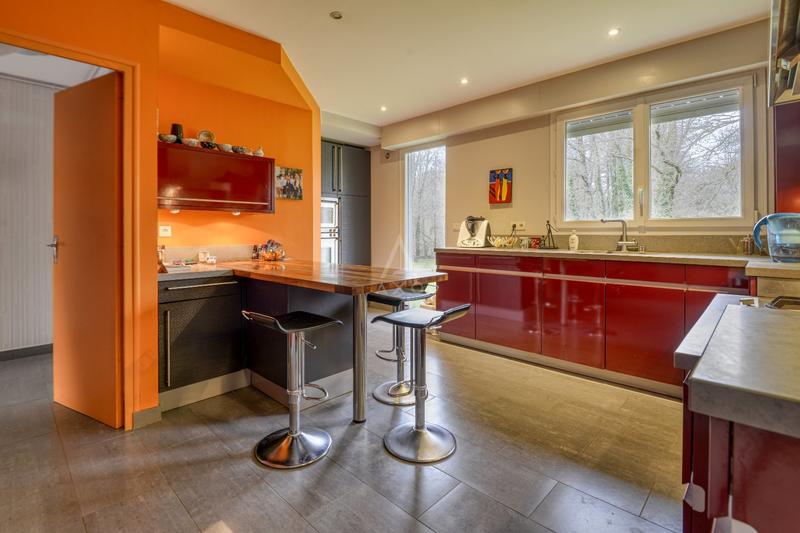 Maison - 170 m² - 7 pièces