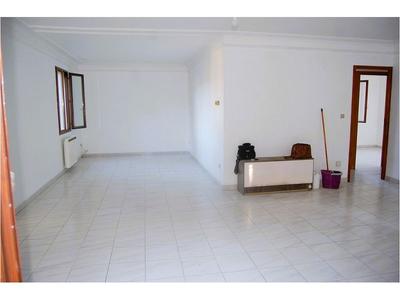 Maison traditionnelle - 80 m² - 3 pièces