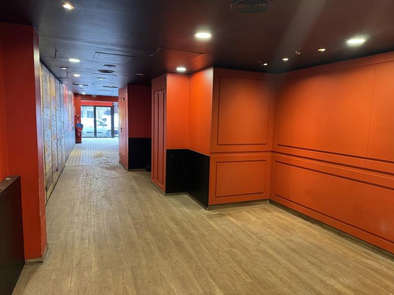 Local commercial - 198 m²