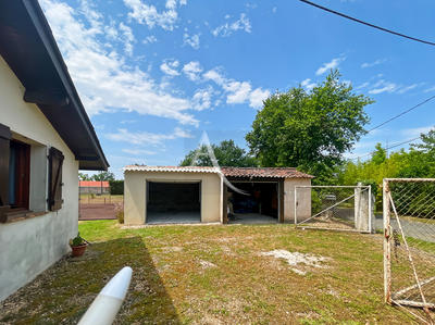 Maison - 80 m² - 5 pièces