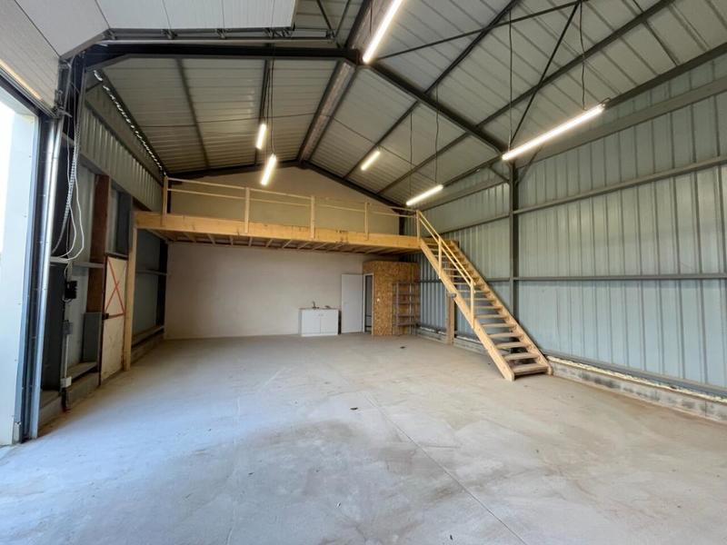 Garage - 103 m²