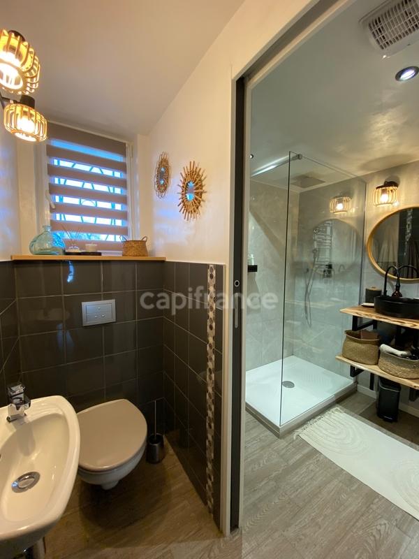 Maison - 127 m² - 6 pièces