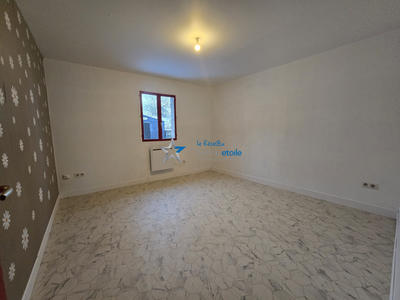 Maison - 99 m² - 5 pièces