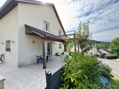 Maison - 118 m² - 5 pièces