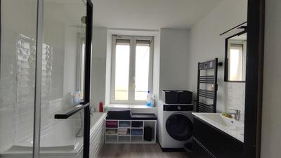 Appartement - 96 m² - 4 pièces