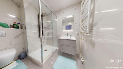 Appartement - 104 m² - 4 pièces