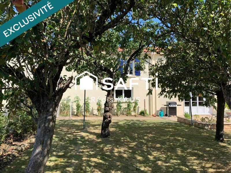 Maison - 204 m² - 6 pièces