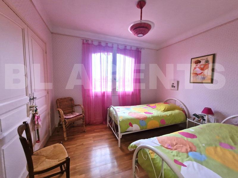 Maison - 175 m² - 6 pièces