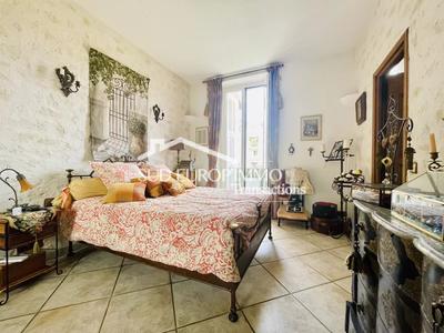 Appartement - 79 m² - 4 pièces