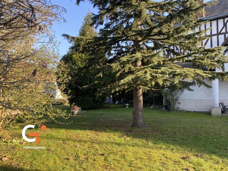 Maison - 190 m² - 7 pièces