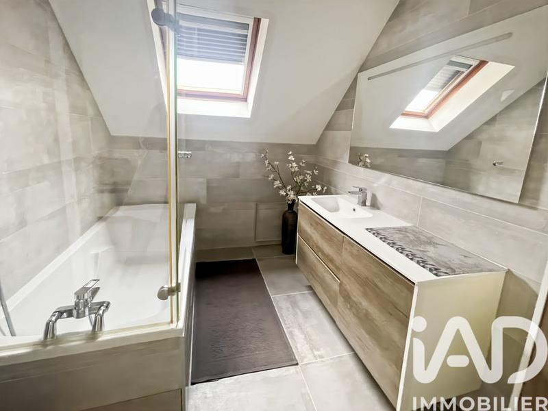 Maison - 123 m² - 6 pièces