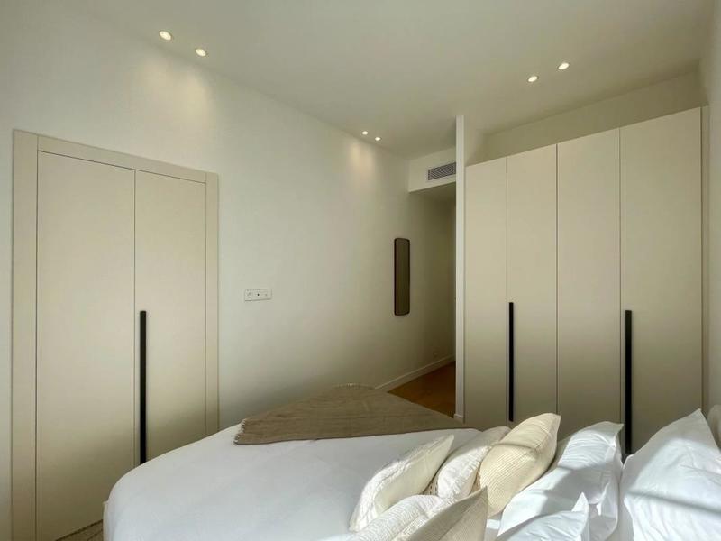 Appartement - 136 m² - 5 pièces