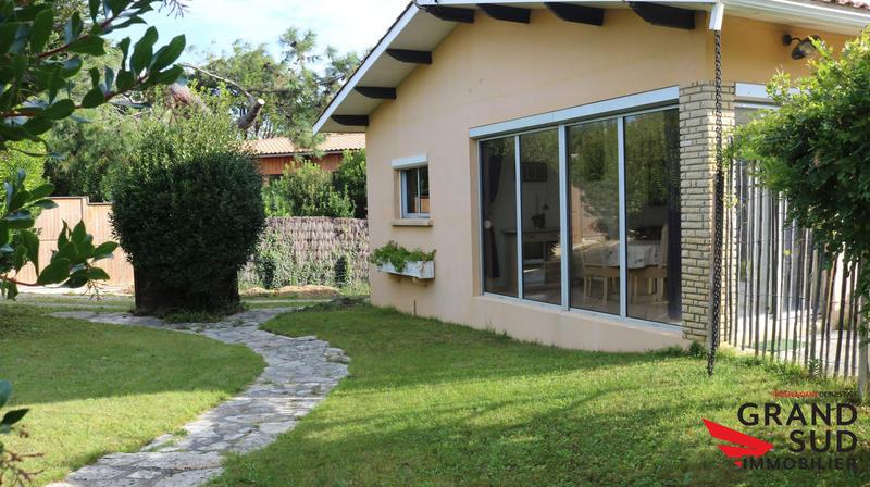 Maison - 180 m² - 7 pièces