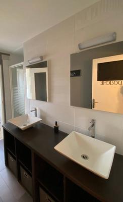 Appartement - 81 m² - 4 pièces