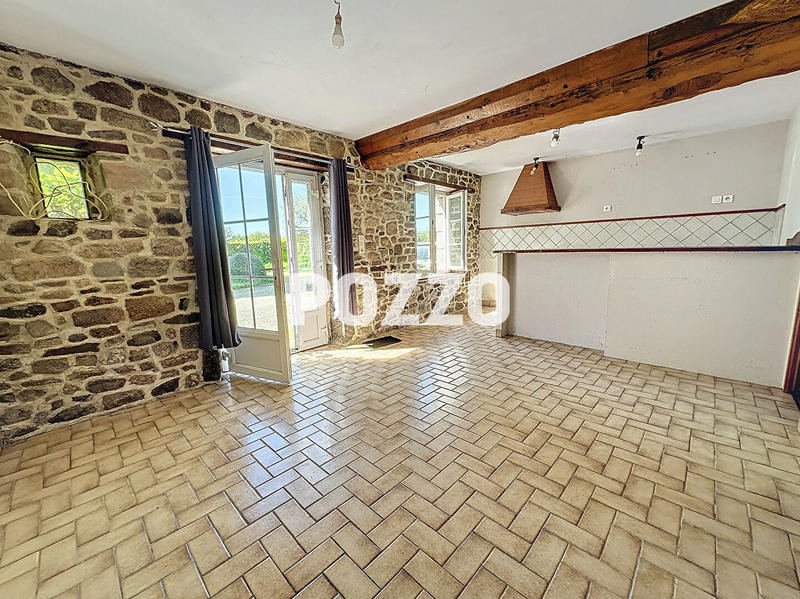 Maison - 330 m² - 16 pièces