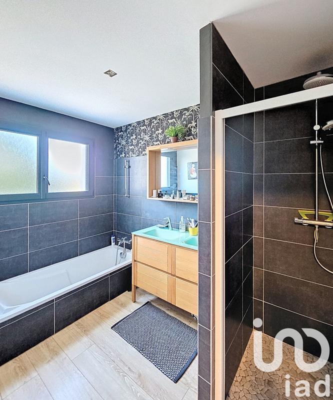 Maison de maîtres - 143 m² - 6 pièces