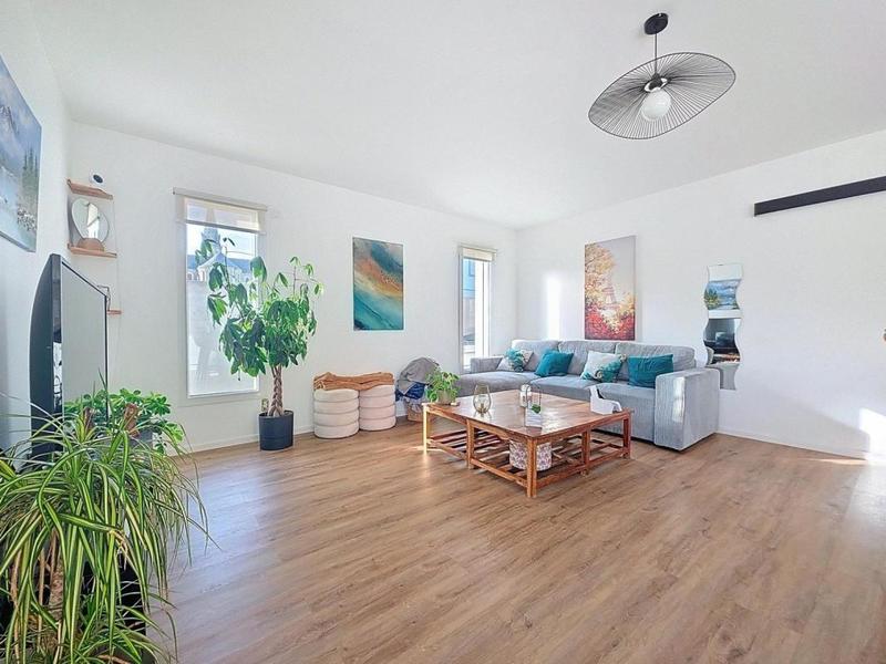 Maison - 89 m² - 5 pièces