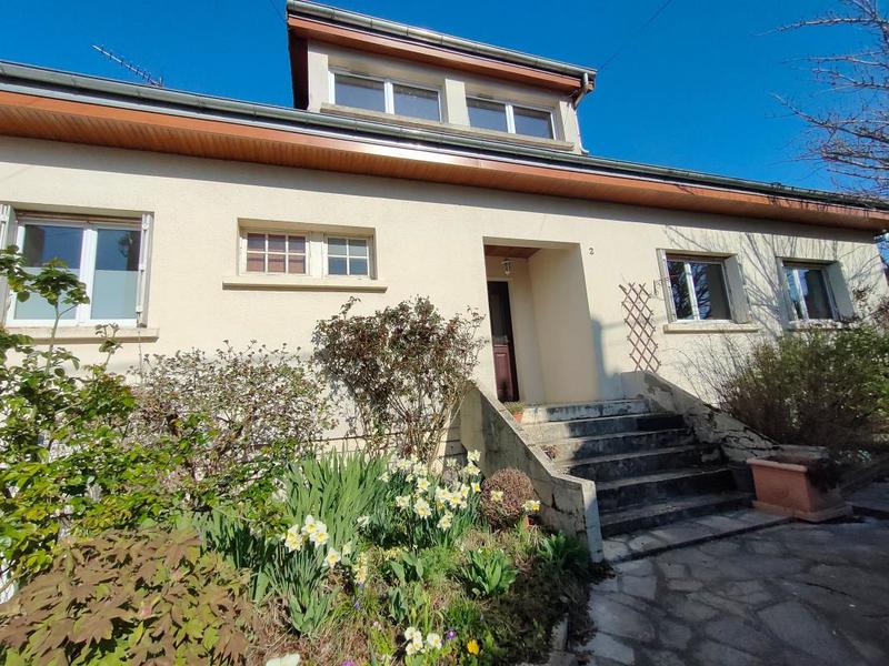 Maison - 152 m² - 7 pièces