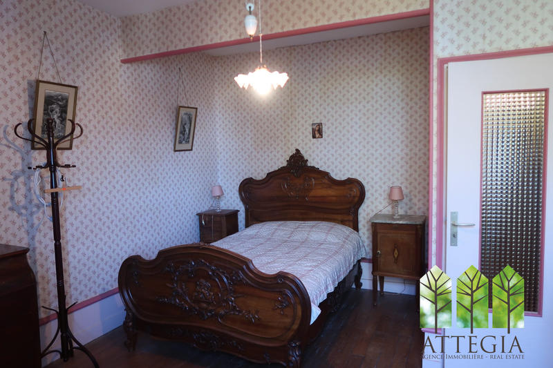 Maison - 160 m² - 7 pièces