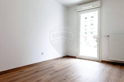 Appartement - 96 m² - 5 pièces