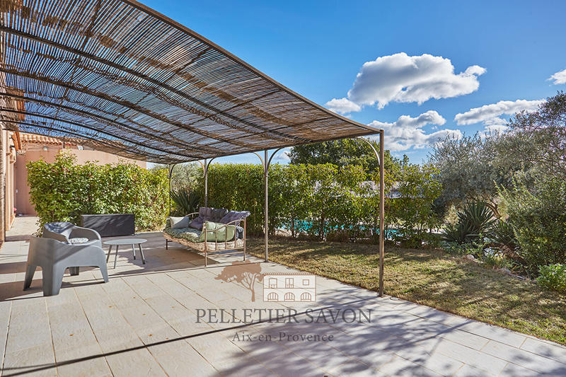 Demeure - 310 m² - 10 pièces