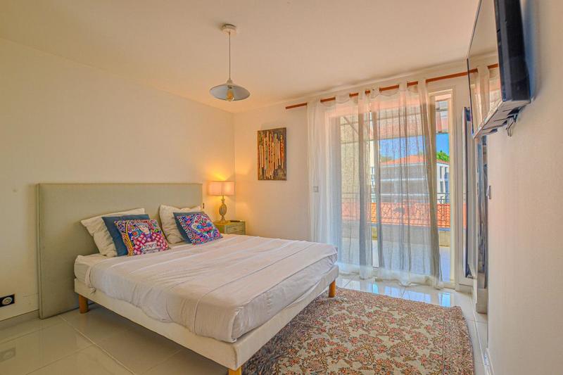 Penthouse - 93 m² - 3 pièces