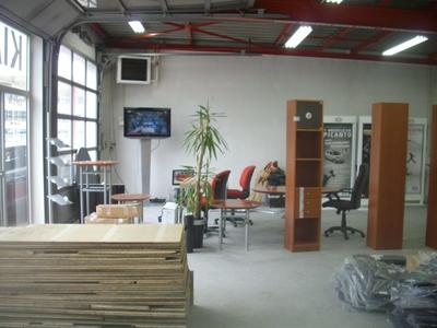 Local commercial - 1 706 m²