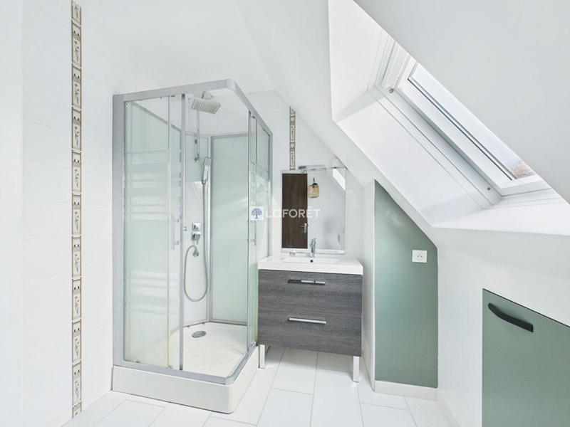 Maison - 122 m² - 7 pièces