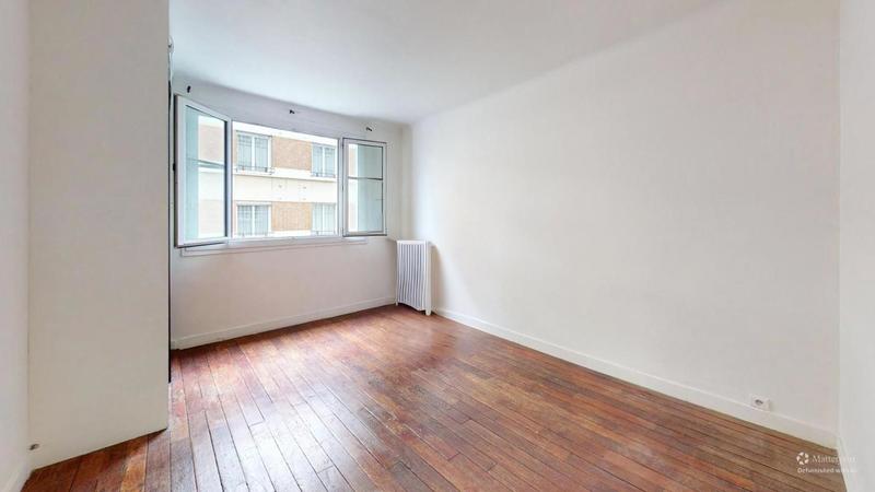 Studio - 25 m² - 1 pièce