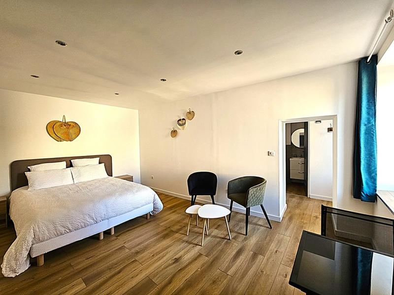 Immeuble - 310 m² - 12 pièces