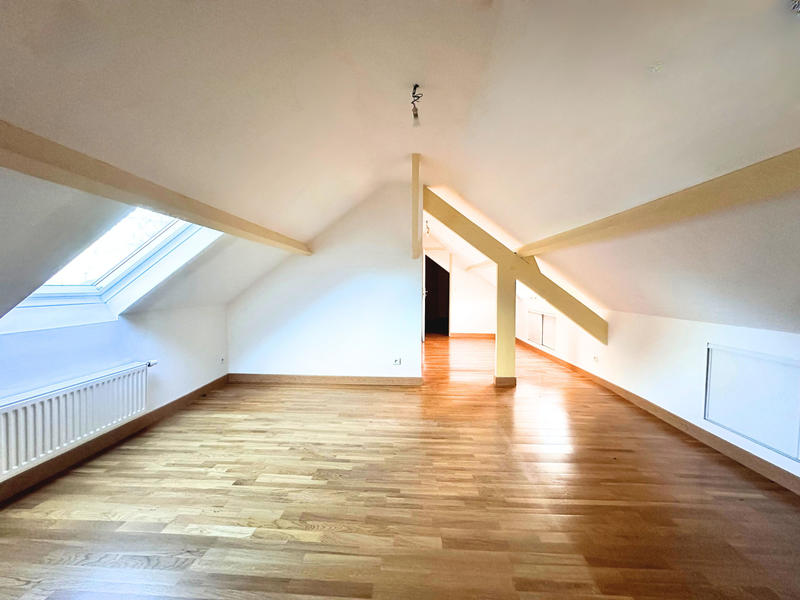 Maison - 160 m² - 7 pièces