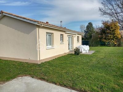 Maison - 80 m² - 4 pièces