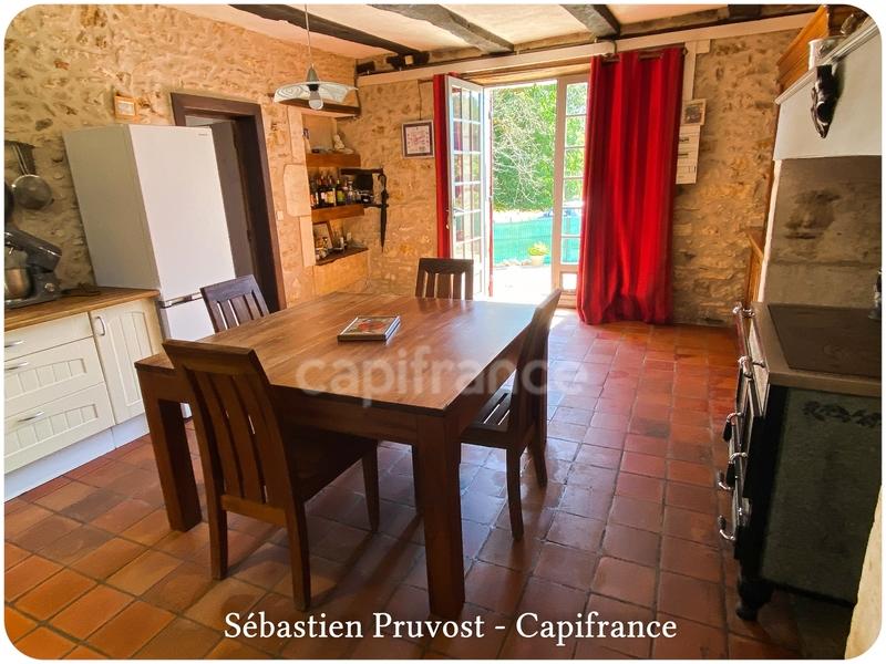 Maison en pierre - 140 m² - 5 pièces