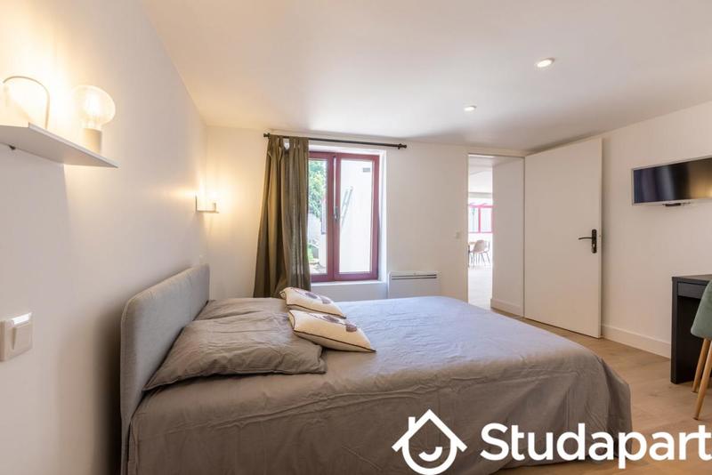 Chambre - 15 m² - 1 pièce