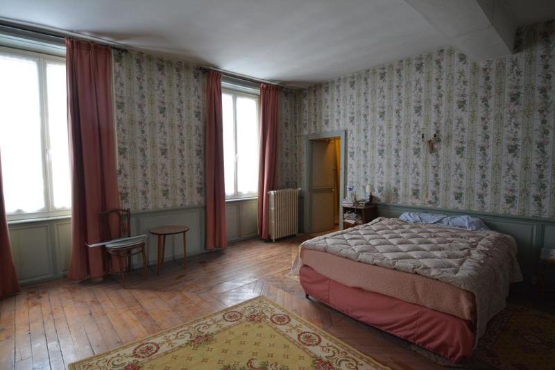 Propriété - 382 m² - 11 pièces