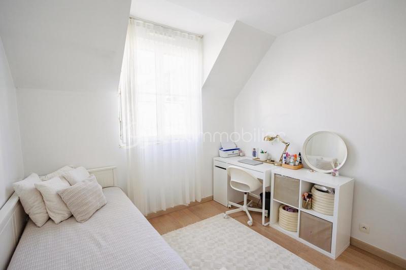 Maison - 86 m² - 4 pièces