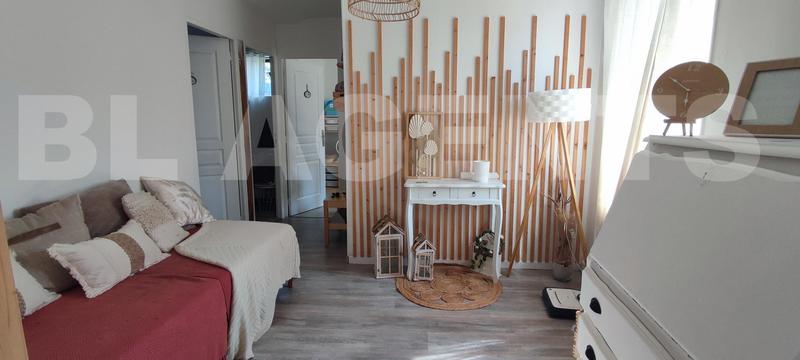 Maison - 186 m² - 6 pièces