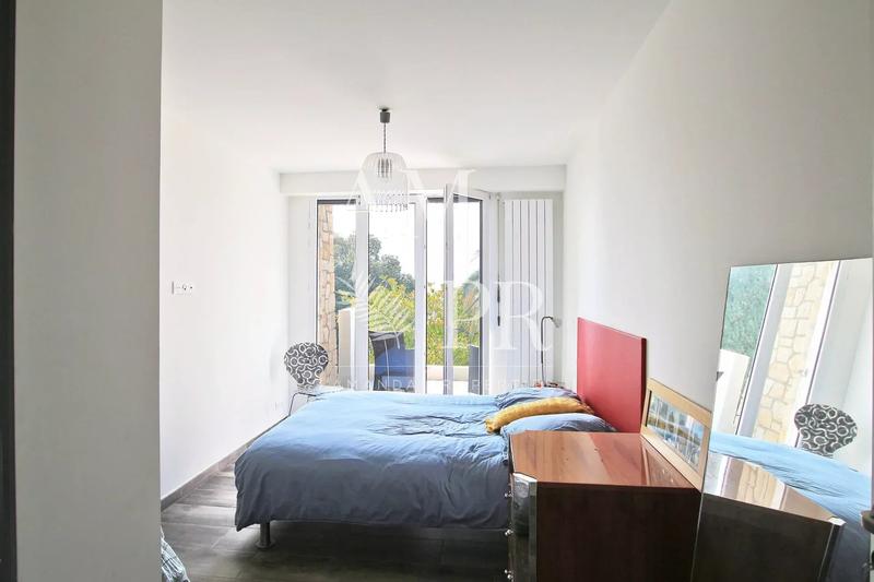 Villa - 233 m² - 7 pièces