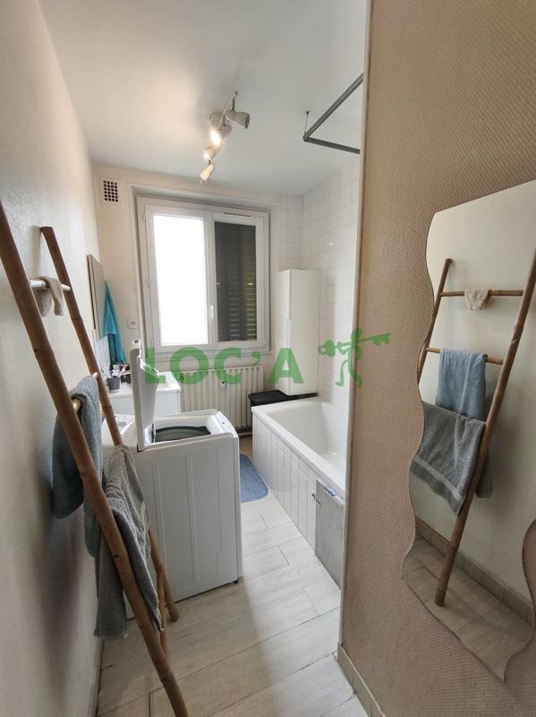 Appartement - 70 m² - 5 pièces