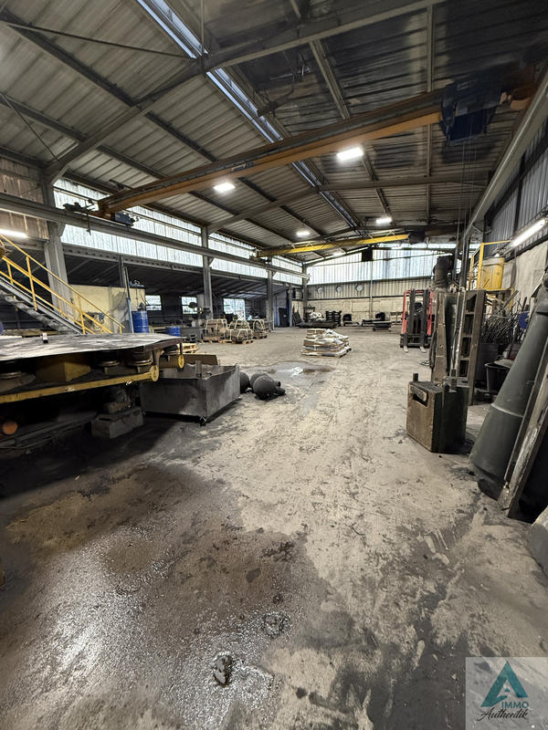 Local commercial - 700 m²