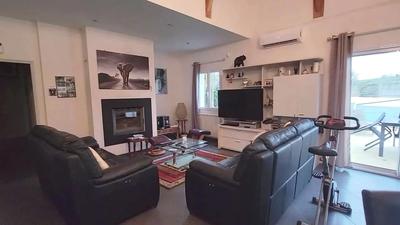 Maison - 200 m² - 5 pièces