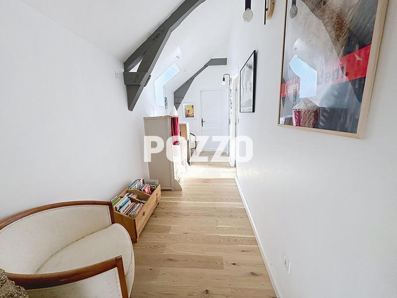Maison - 176 m² - 6 pièces