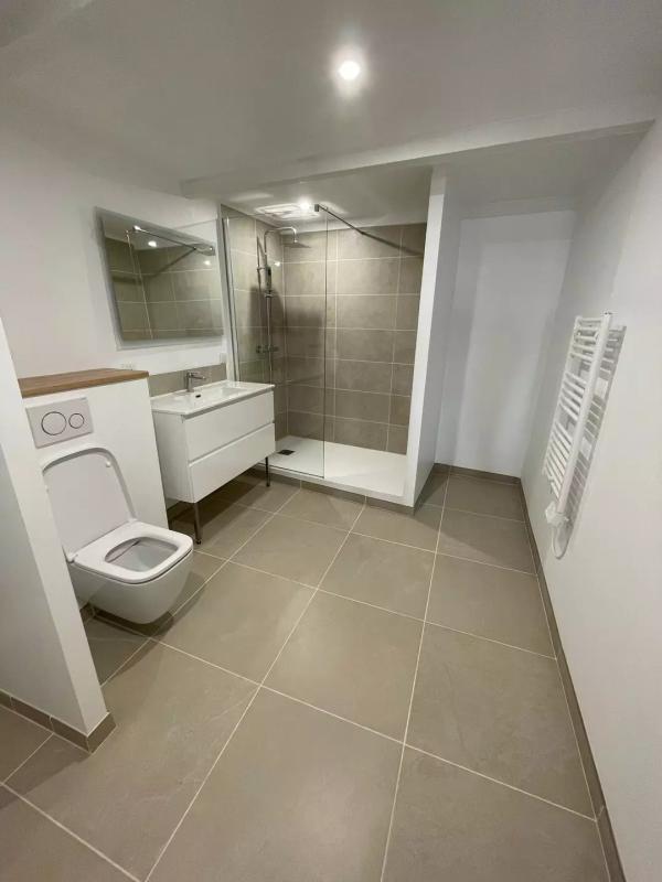 Appartement - 85 m² - 4 pièces