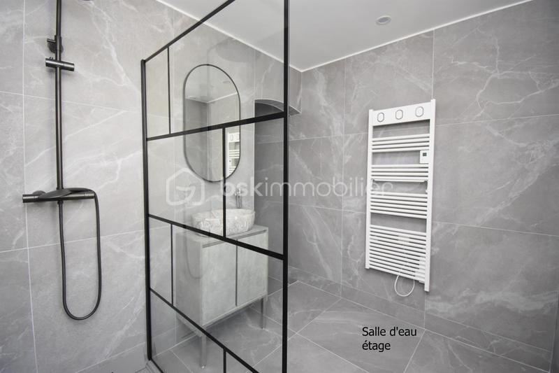 Maison - 147 m² - 7 pièces