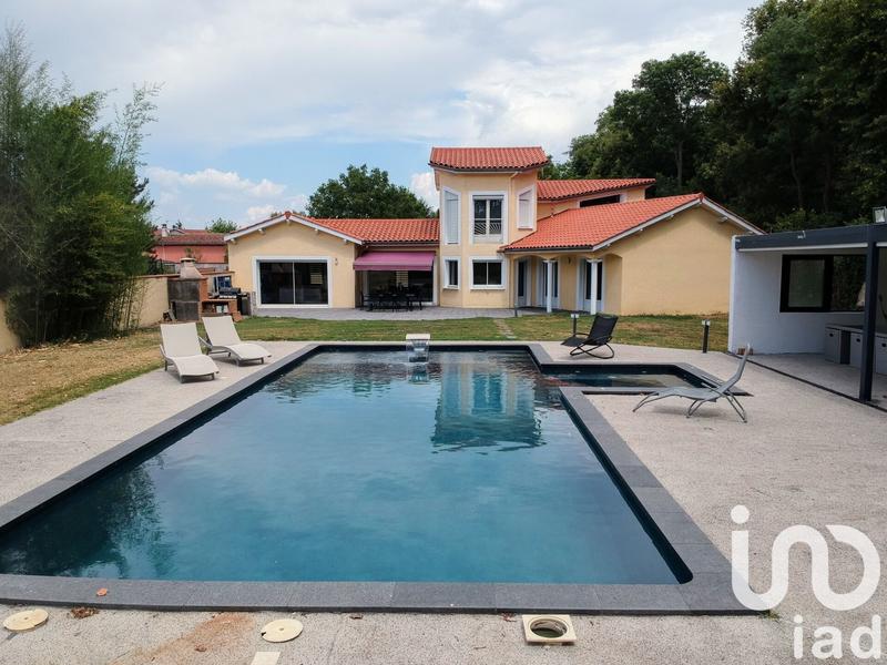 Maison - 190 m² - 5 pièces