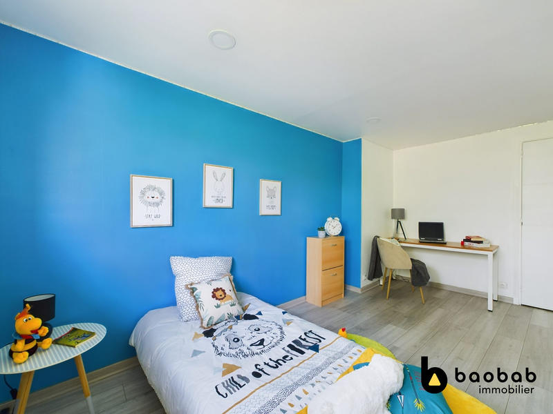 Appartement - 82 m² - 4 pièces