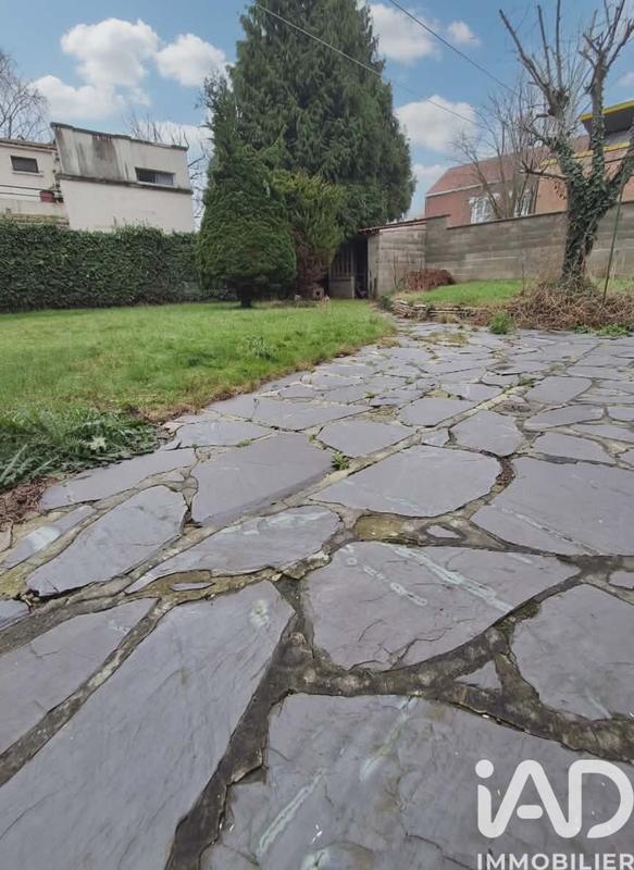 Maison - 75 m² - 5 pièces